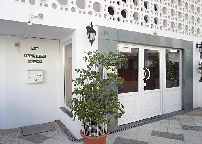 Апартаменти Acapulco Playa 7 Menyber